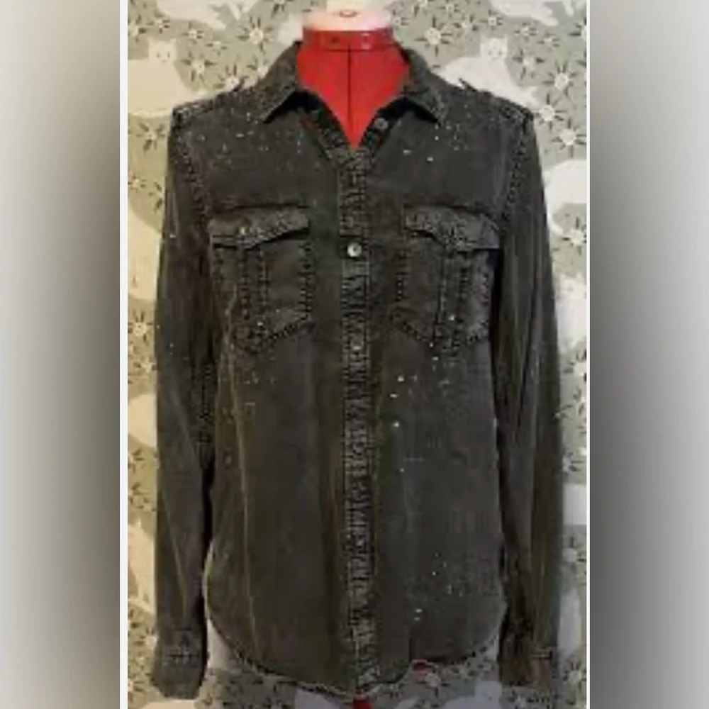American Eagle Boyfriend Fit Paint
Splatter Button Down-EUC Sz XS-Oversized - Picture 4 of 7